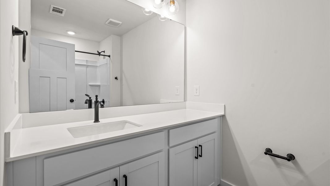 Furnished interior view inside a new home in Aspen Ridge, Lyman (Image 25).