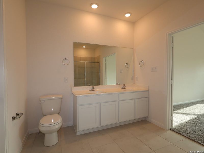 Furnished interior view inside a new home in Agave, San Antonio (Image 11).