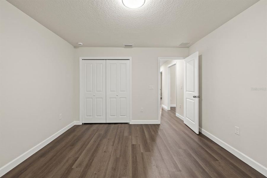Spacious, unfurnished interior of a new home in , San Antonio (Image 33).