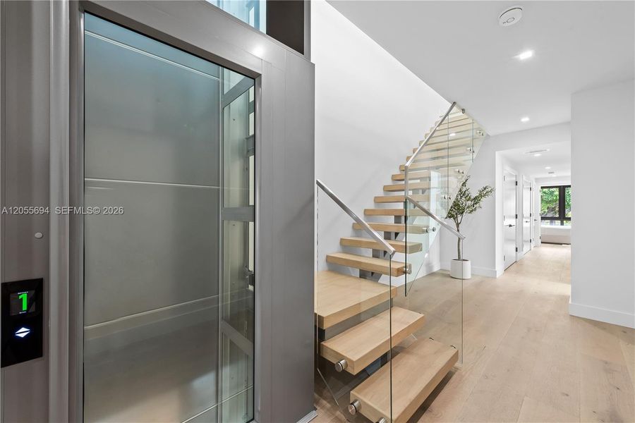 Furnished interior view inside a new home in , Fort Lauderdale (Image 67).