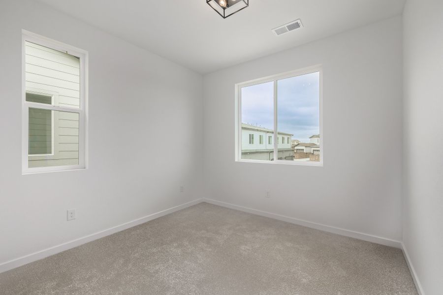 Spacious, unfurnished interior of a new home in Painted Prairie, Aurora (Image 31).