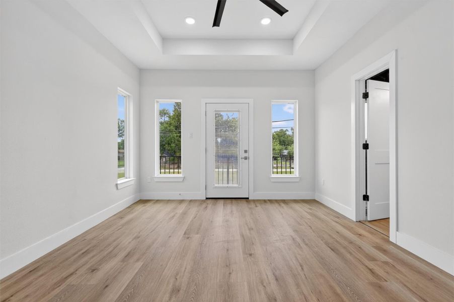 1067-Master Bedroom Upstairs with front facing Balcony