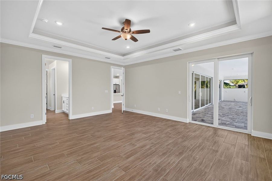 Spacious, unfurnished interior of a new home in Cape Coral, Cape Coral (Image 20). Spacious, unfurnished interior of a new home in Cape Coral, Cape Coral (Image 20).