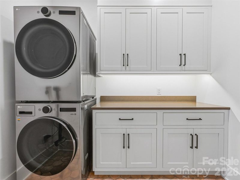 Furnished interior view inside a new home in , Asheville (Image 6).