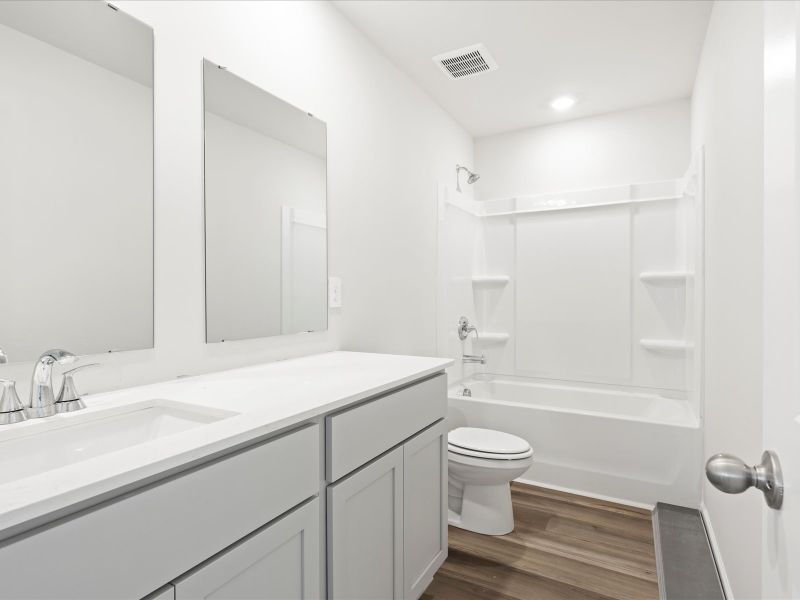 Furnished interior view inside a new home in Creek Ridge - Heritage Collection, Spartanburg (Image 7). Furnished interior view inside a new home in Creek Ridge - Heritage Collection, Spartanburg (Image 7).