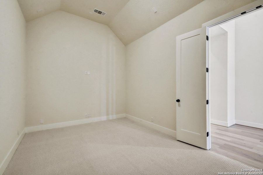Spacious, unfurnished interior of a new home in Esperanza, Boerne (Image 19). Spacious, unfurnished interior of a new home in Esperanza, Boerne (Image 19).
