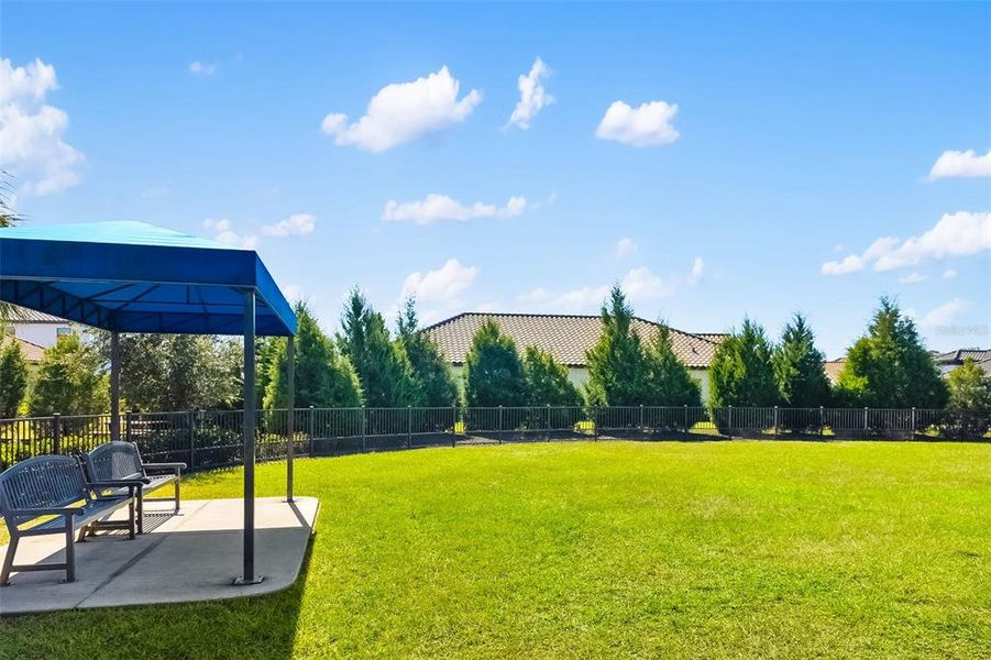 Community amenities in , Nokomis (Image 51).