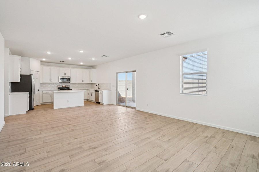 5-web-or-mls-W Moeller Rd-S2703-005 5-web-or-mls-W Moeller Rd-S2703-005