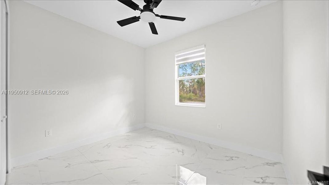 Spacious, unfurnished interior of a new home in , Lehigh Acres (Image 31).