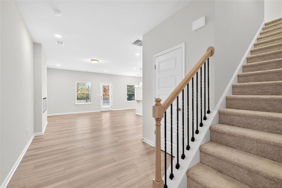 Spacious, unfurnished interior of a new home in Franklin Manor, Lawrenceville (Image 33).