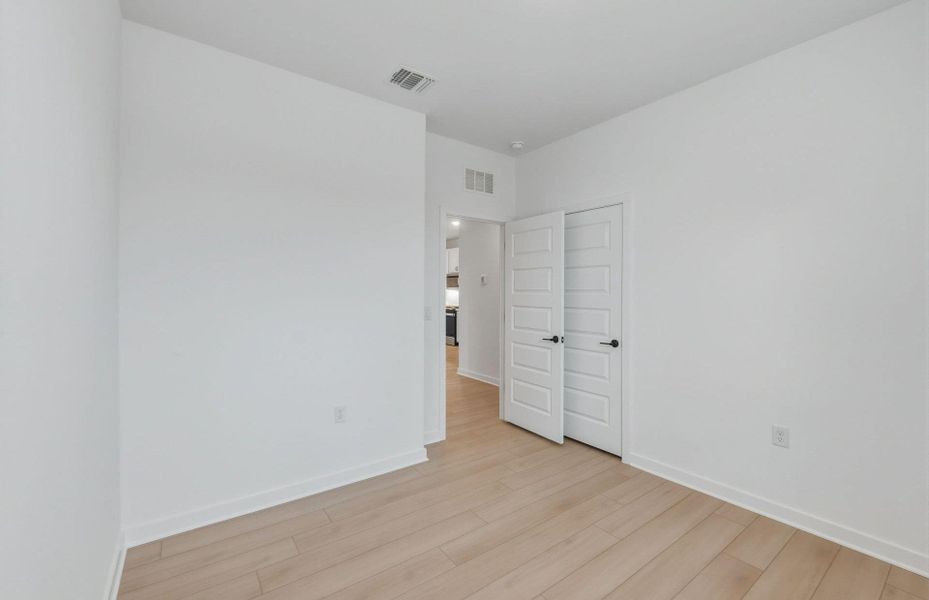 Spacious, unfurnished interior of a new home in Woodside, Georgetown (Image 37).