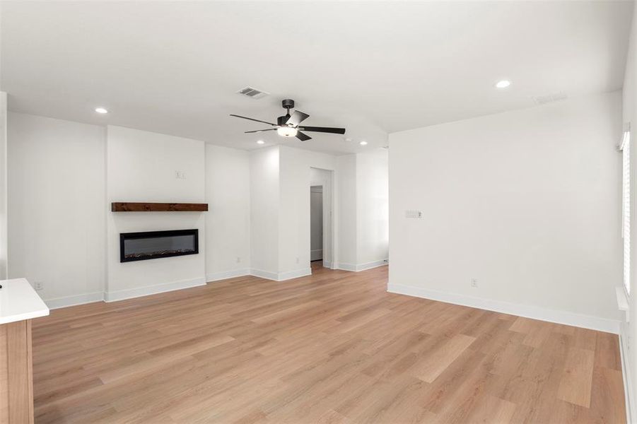 Spacious, unfurnished interior of a new home in , Italy (Image 31).