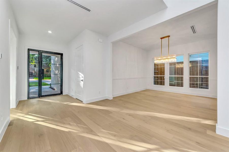 Spacious, unfurnished interior of a new home in , Dallas (Image 16).