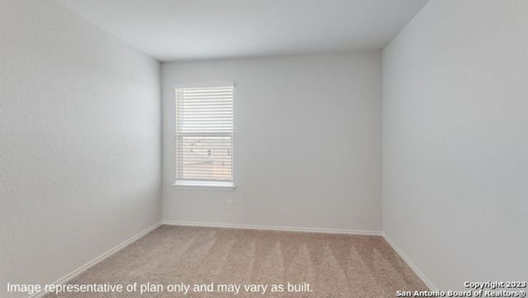 Spacious, unfurnished interior of a new home in Winding Creek, New Braunfels (Image 21).