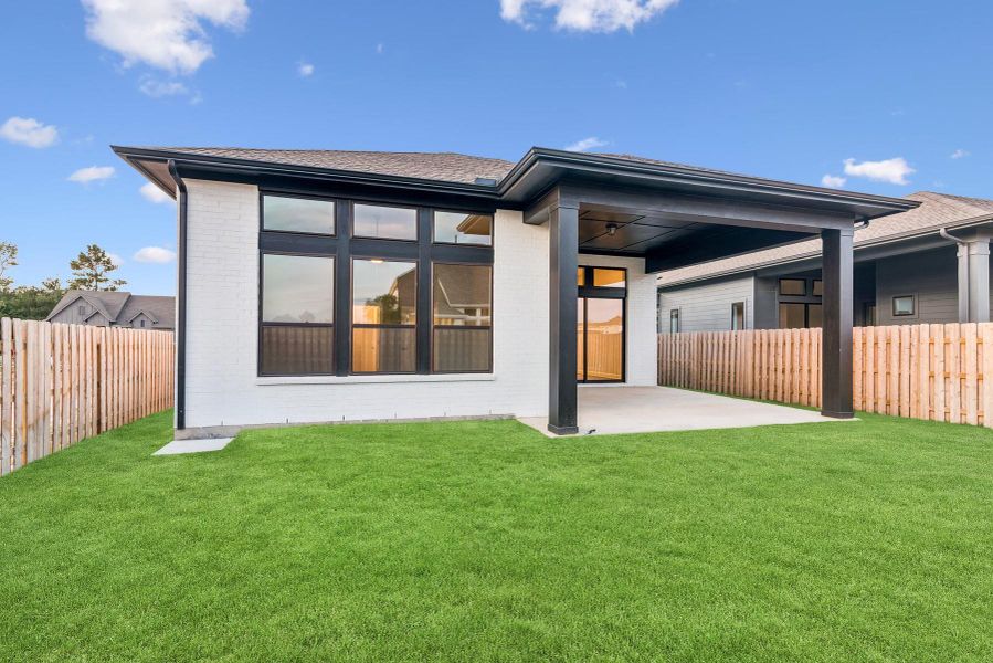 Welcome to The Columbus by David Weekley Homes. Move-In-Ready Now! Welcome to The Columbus by David Weekley Homes. Move-In-Ready Now!