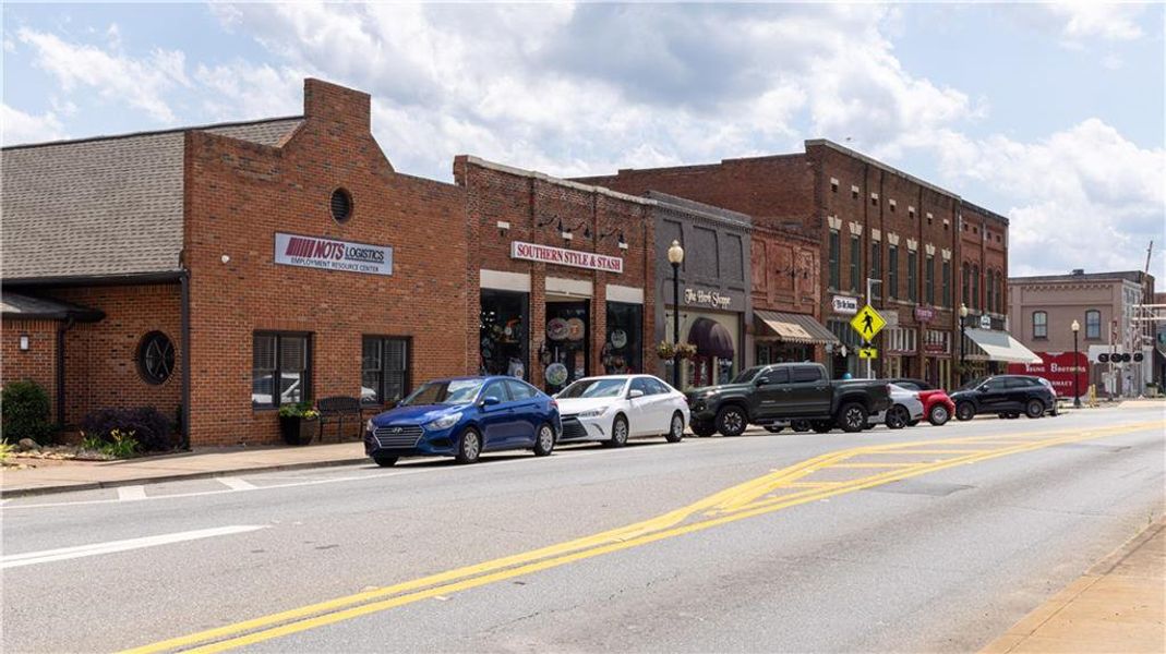 Image 38 of a home in Kingsley.