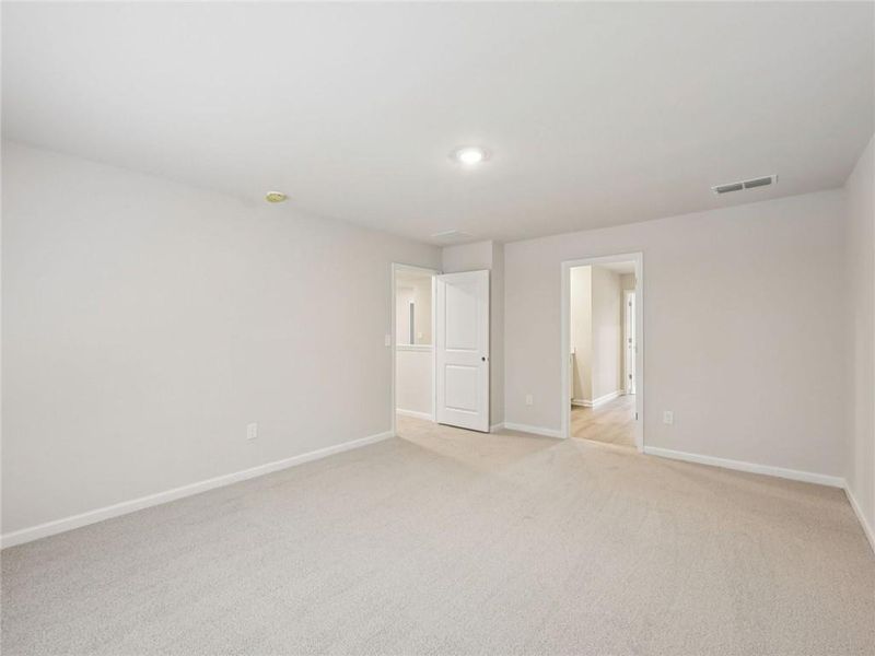 Spacious, unfurnished interior of a new home in Northwoods at Mirror Lake, Villa Rica (Image 20). Spacious, unfurnished interior of a new home in Northwoods at Mirror Lake, Villa Rica (Image 20).