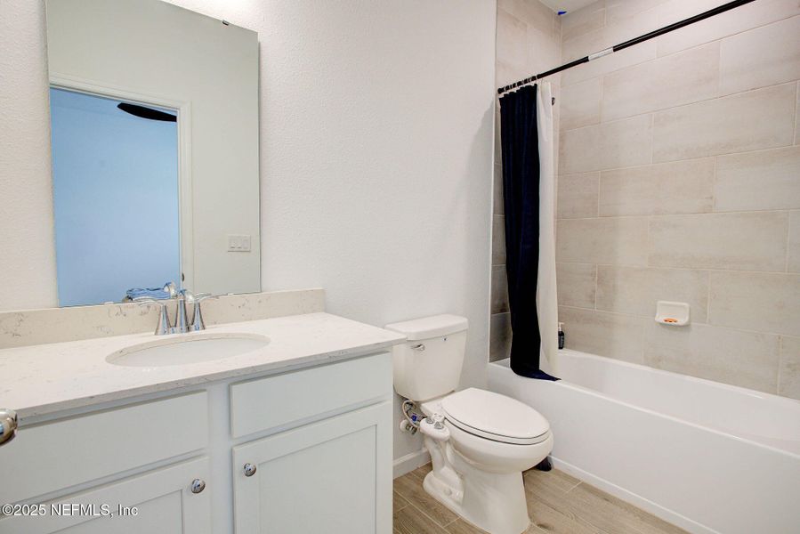 Furnished interior view inside a new home in , Green Cove Springs (Image 15).