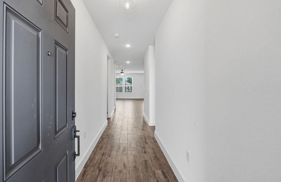 Spacious, unfurnished interior of a new home in Lagos, Manor (Image 34). Spacious, unfurnished interior of a new home in Lagos, Manor (Image 34).