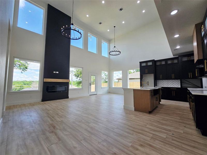 Spacious, unfurnished interior of a new home in , Dallas (Image 5). Spacious, unfurnished interior of a new home in , Dallas (Image 5).