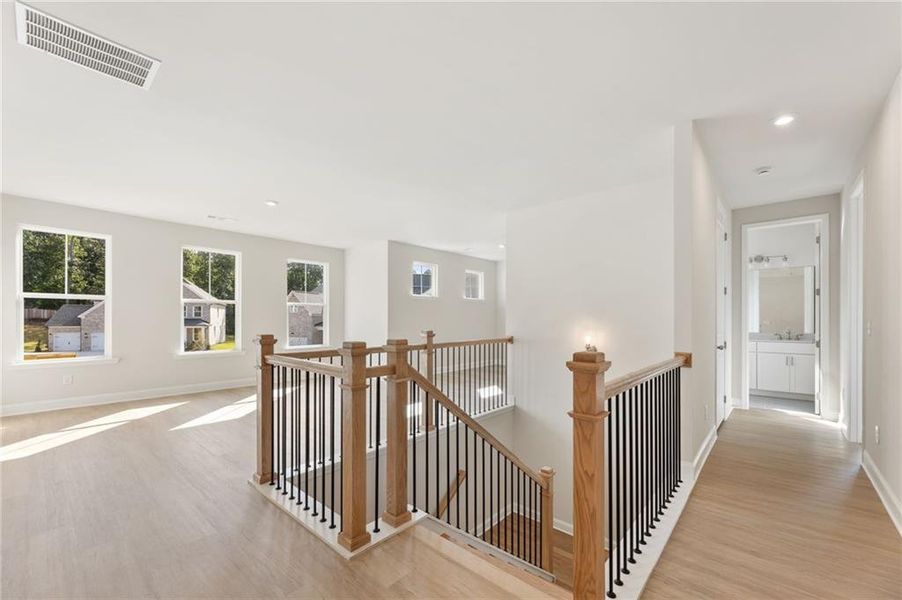 Image 21 of a home in Melody Lakeside Estates.