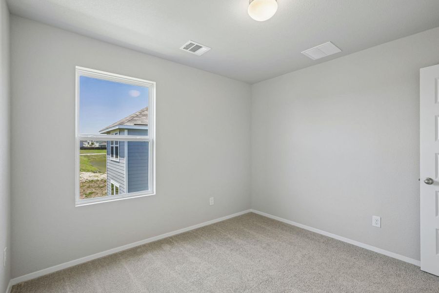 Spacious, unfurnished interior of a new home in Edgebrooke, Pflugerville (Image 24).
