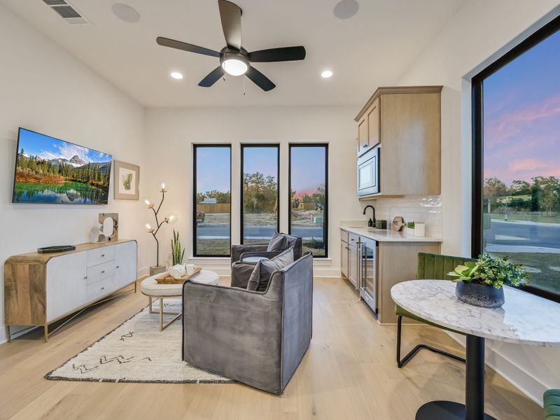 Representative furnished interior of a home built from the Topaz II by Giddens Homes in Riverstone, Georgetown (Image 47).