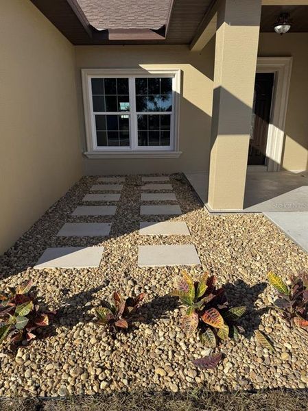 Exterior details and patio area of a home in , Okeechobee (Image 22).