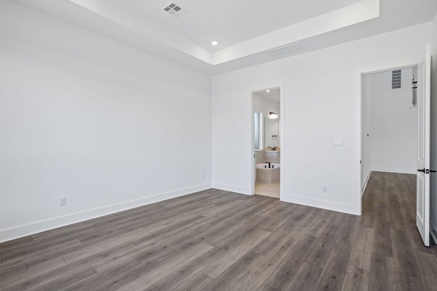 Representative unfurnished interior of a home built from the Anderson by Taylor Morrison in Travisso, Leander (Image 30).