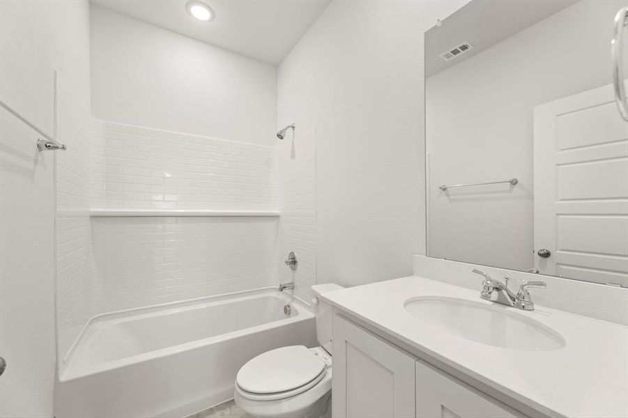 08. 3312 Sedge Grass - 2ND Bath