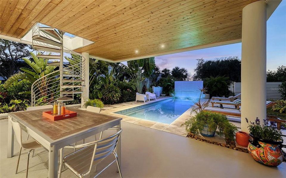 Image 53 of a home in .