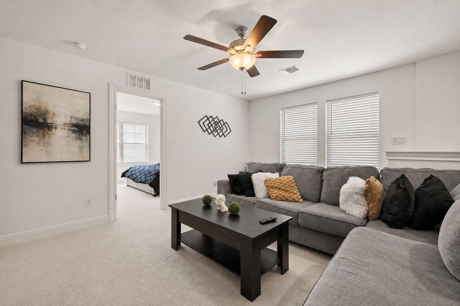 Upstairs flex space