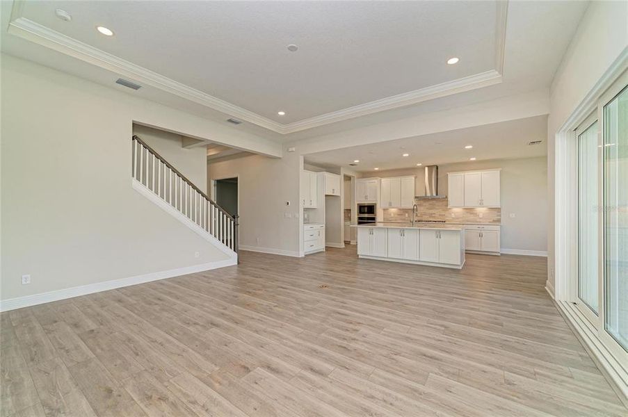Spacious, unfurnished interior of a new home in Pasadena Woods, Wesley Chapel (Image 46).