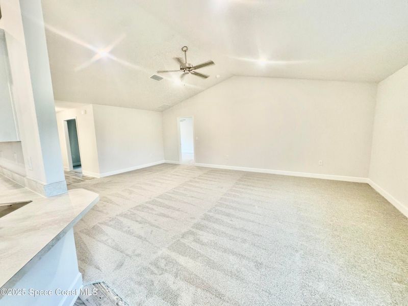 Spacious, unfurnished interior of a new home in Palm Bay, Palm Bay (Image 8).