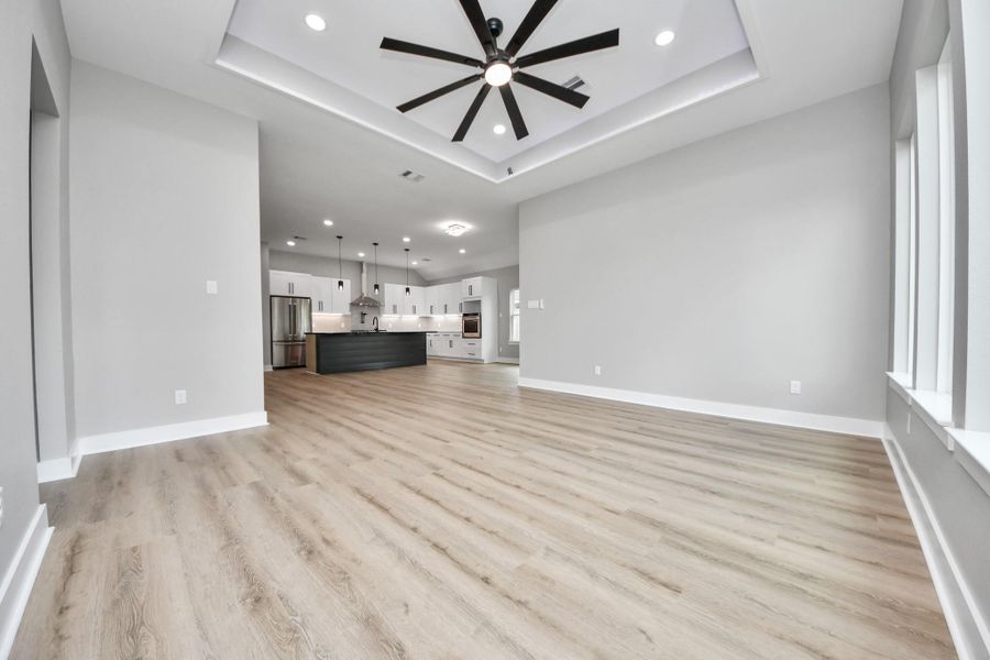 Spacious, unfurnished interior of a new home in , Pasadena (Image 31).