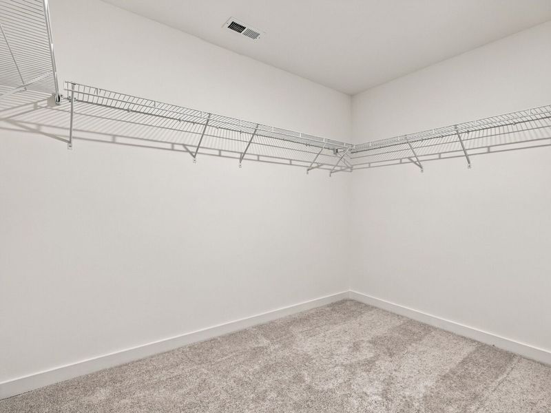 Spacious, unfurnished interior of a new home in Calista Farms, White House (Image 29).