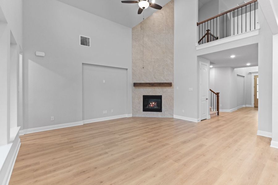 4br New Home in Prosper, TX.  - Slide 17