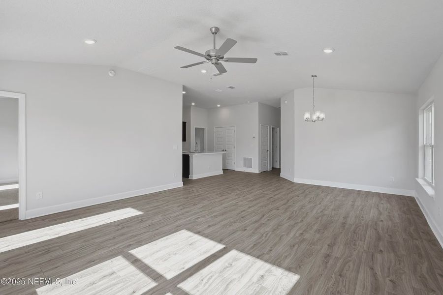 Spacious, unfurnished interior of a new home in Summerglen, Jacksonville (Image 13). Spacious, unfurnished interior of a new home in Summerglen, Jacksonville (Image 13).