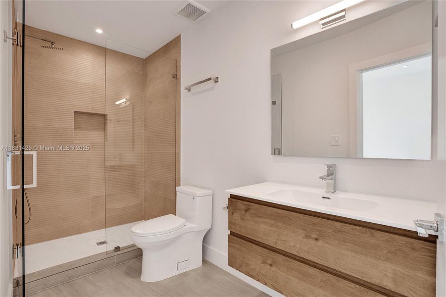 Furnished interior view inside a new home in , Miami (Image 25).