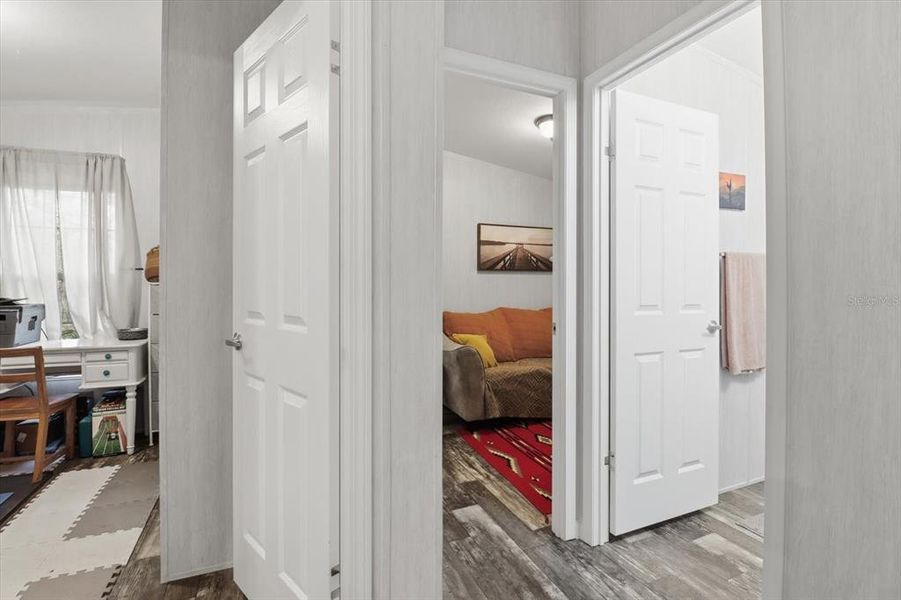 Furnished interior view inside a new home in , Dunnellon (Image 18).