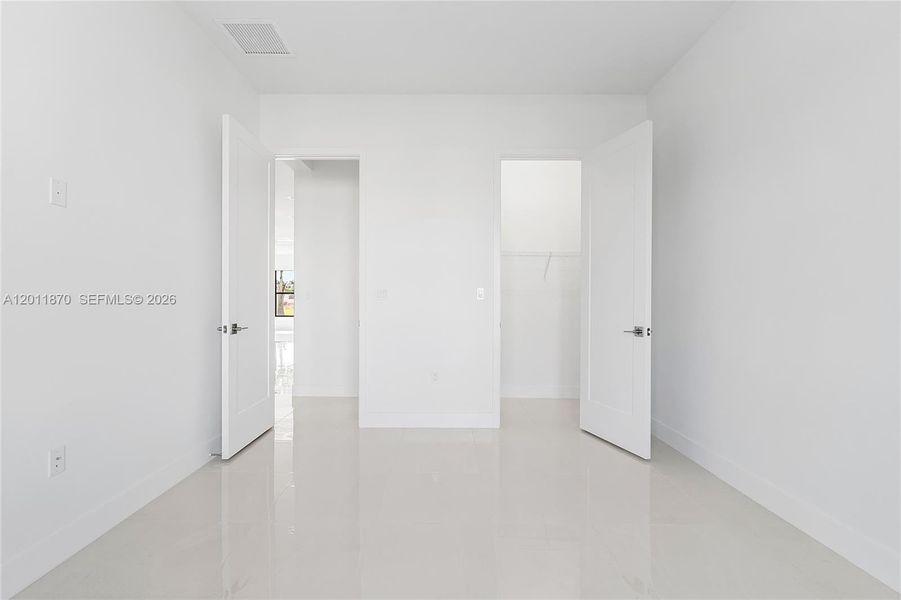 Spacious, unfurnished interior of a new home in , Boca Raton (Image 57).