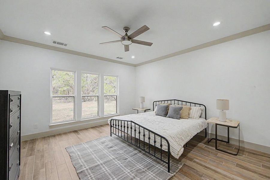 Furnished interior view inside a new home in , Wimberley (Image 14).