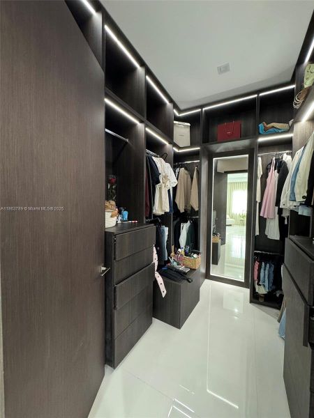 Furnished interior view inside a new home in , Miami (Image 10).