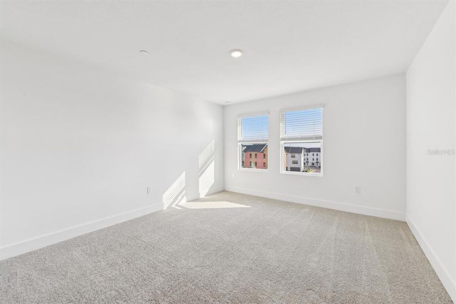 Spacious, unfurnished interior of a new home in Parkview at Hamlin, Winter Garden (Image 29). Spacious, unfurnished interior of a new home in Parkview at Hamlin, Winter Garden (Image 29).