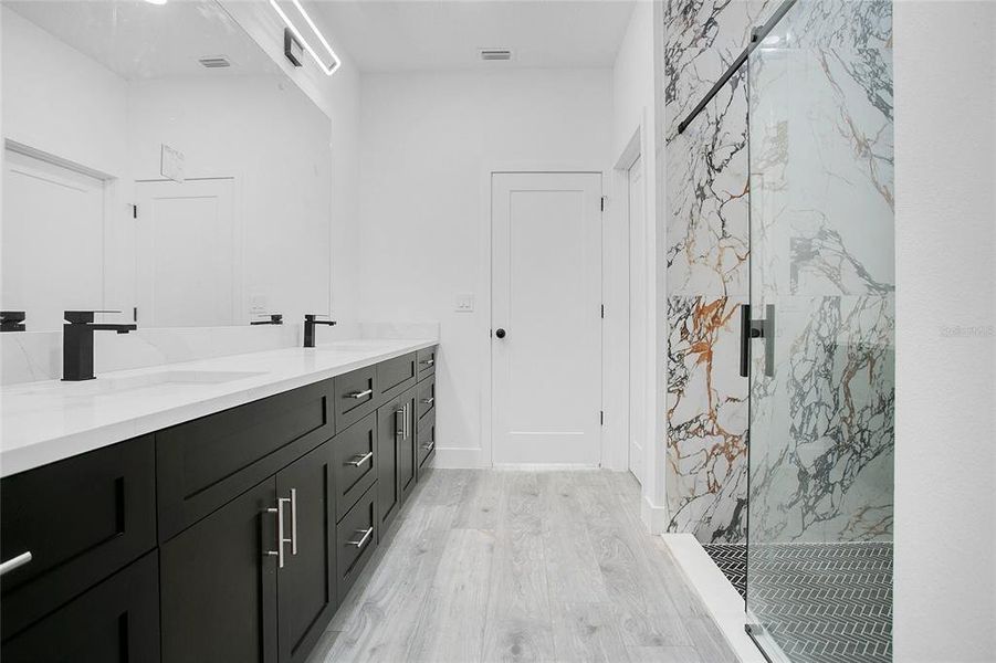 Furnished interior view inside a new home in , Apopka (Image 4).