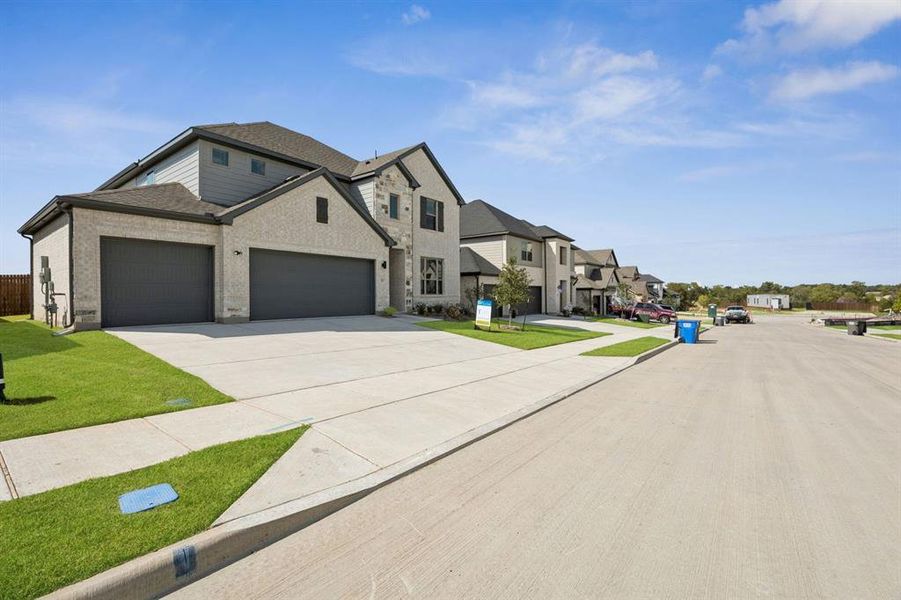 Image 32 of a home in Elevon.