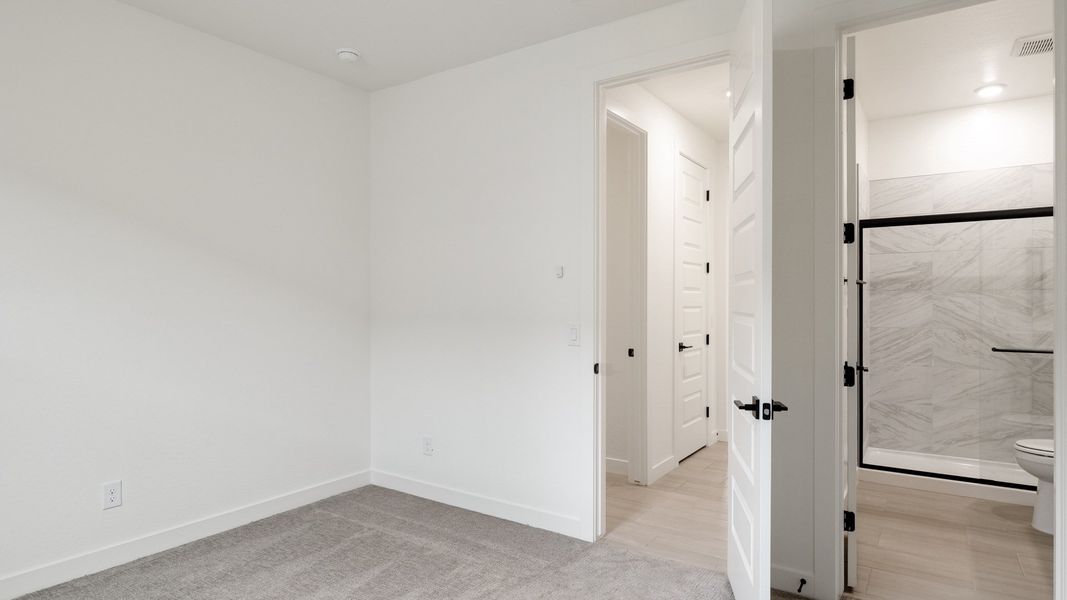 Spacious, unfurnished interior of a new home in The Ridge at Stone Butte, Phoenix (Image 23).