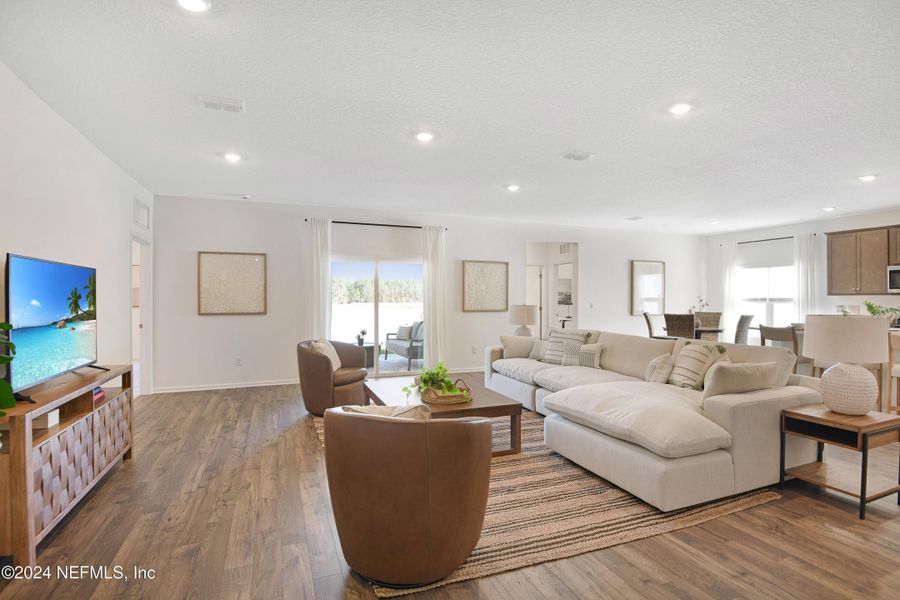 Furnished interior view inside a new home in , Jacksonville (Image 12).
