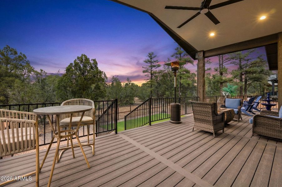 OVERSIZED BACK DECK