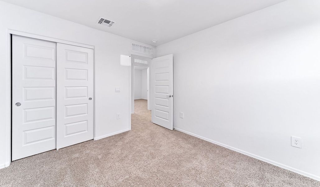 Spacious, unfurnished interior of a new home in Blackhawk, Tucson (Image 36).